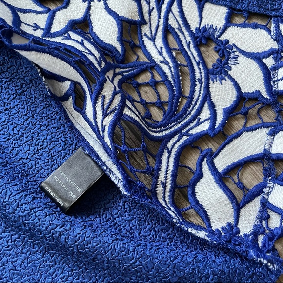 NWT Berek cobalt blue and white cardigan with floral lace [H3R] - Picture 6 of 8